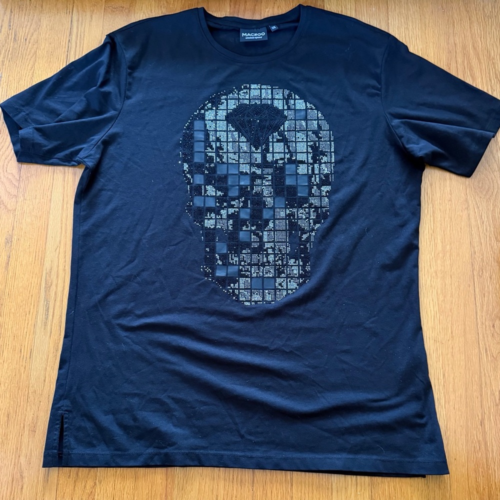 Crystal appliqué Skull Shirt from Maceoo